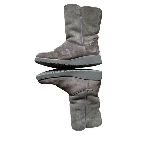 UGG Winter Gray Boots Suede size 10 Pull On - Picture 3 of 6